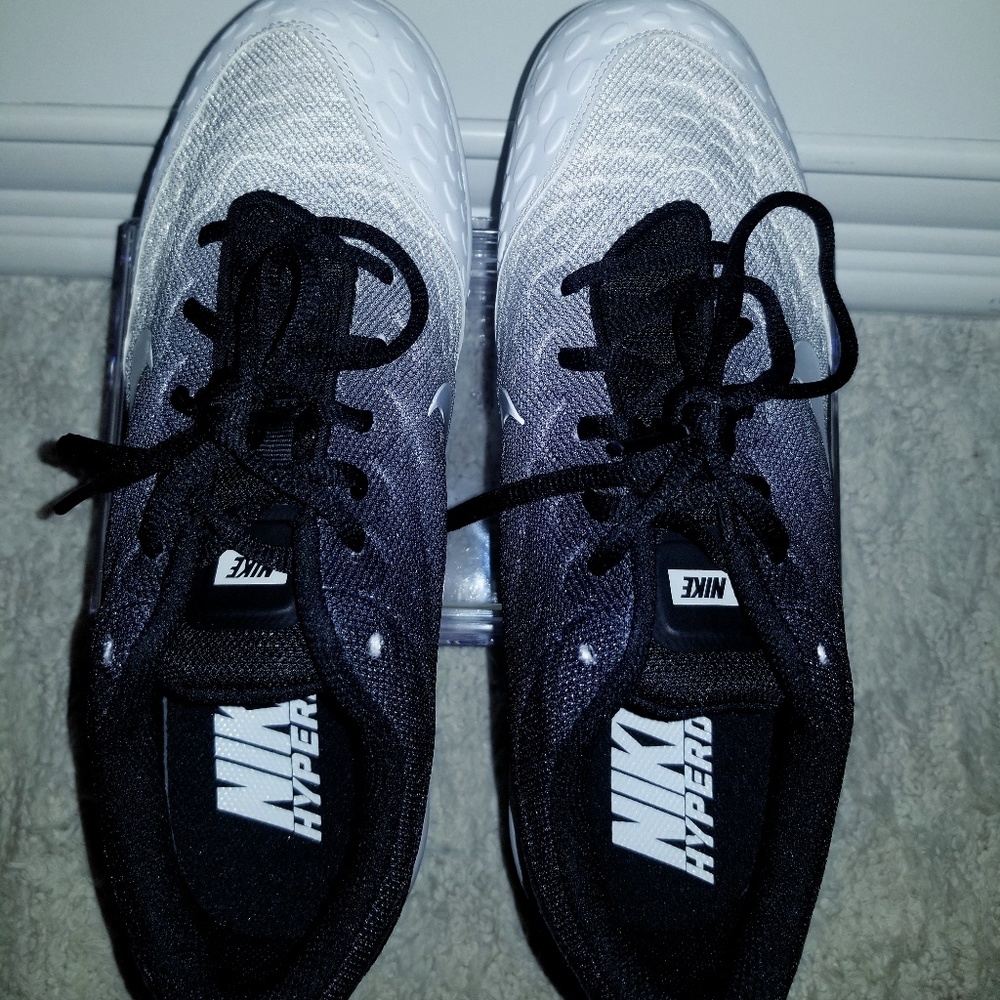 Women Softball Cleats Size 9